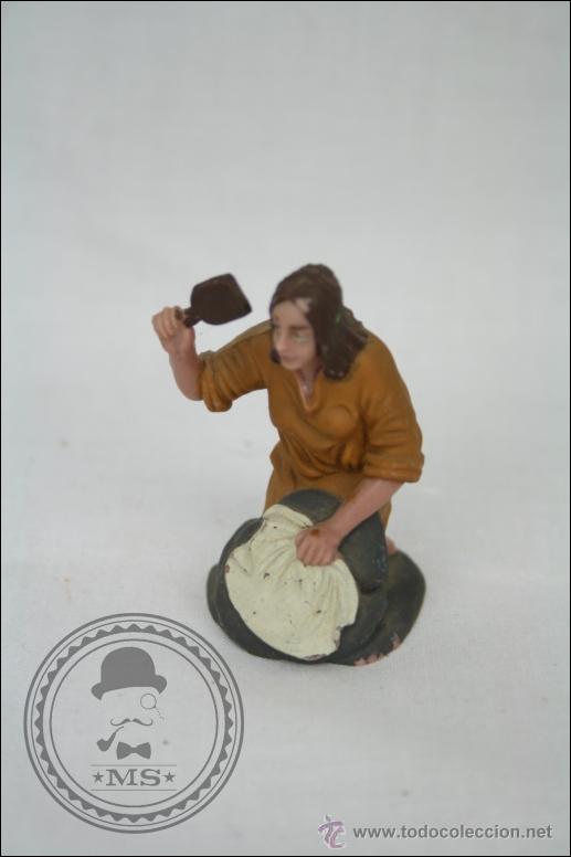 Rubber and PVC Figures: Figura de PVC - Lavandera  - Medidas 5 Cm Altura
