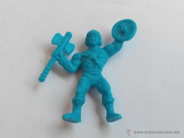 Figuras de goma y PVC: figura dunkin masters del universo - Foto 1
