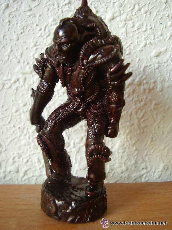Figuras de goma y PVC: FIGURA DEL SE&Ntilde;OR DE LOS ANILLOS: ORKO , 9 CM.