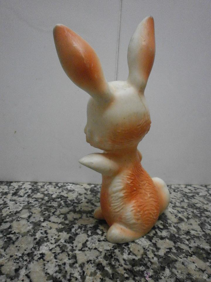 Figuras de goma y PVC: ANTIGUO CONEJO - Foto 2