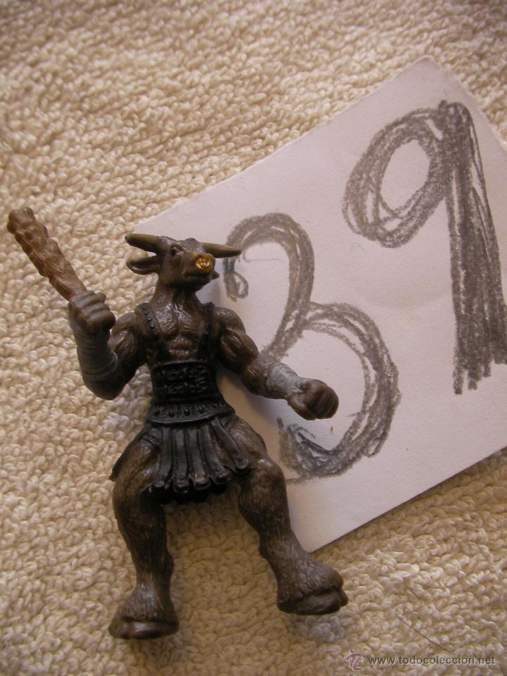 Figuras de goma y PVC: MINOTAURO - Foto 1