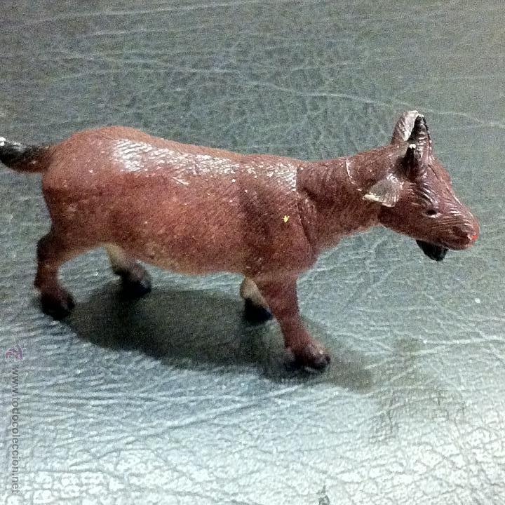 Rubber and PVC Figures: FIGURA DE GOMA DE CABRA.