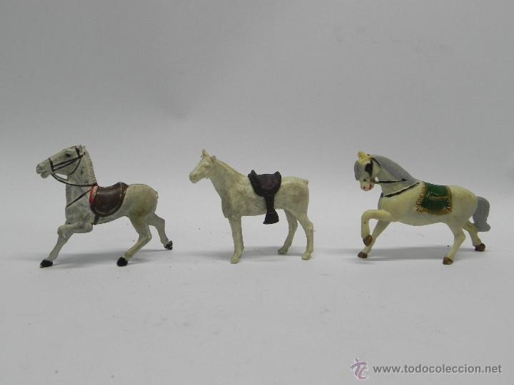 Rubber and PVC Figures: FIGURAS DE CABALLLOS TAL COMO SE VE EN LAS FOTOGRAFIA PUESTAS.
