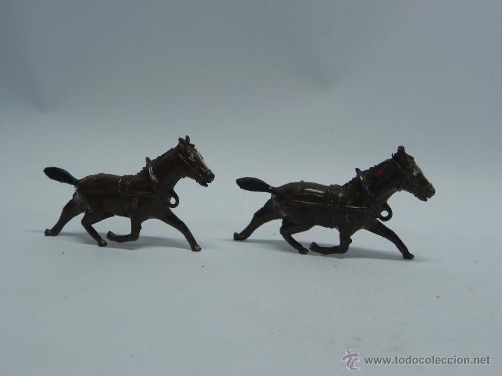 Rubber and PVC Figures: 2 CABALLOS DE PLOMO TAL COMO SE VE EN LAS FOTOS PUESTAS.