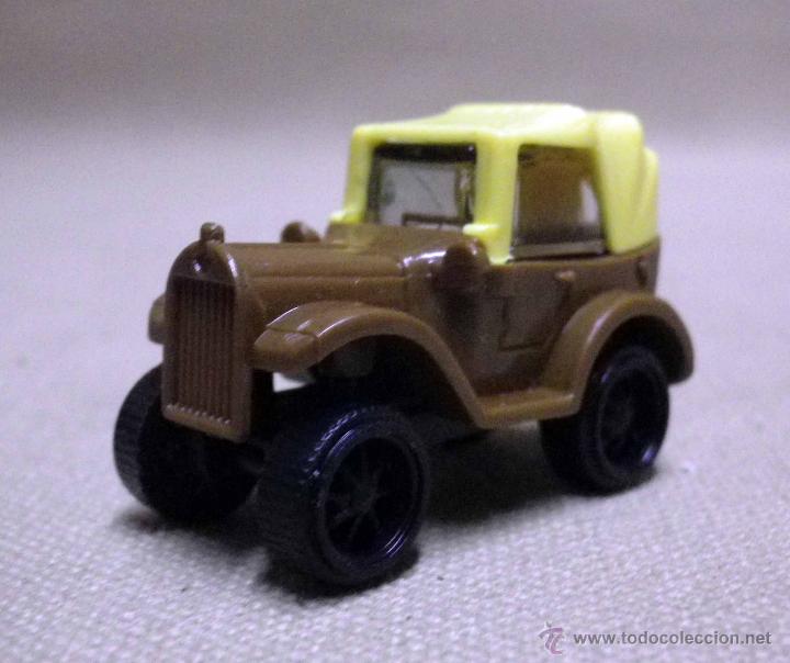 Figure di Gomma e PVC: COCHE DE PLASTICO COLECCIONABLE, PREMIUM HUEVO KINDER