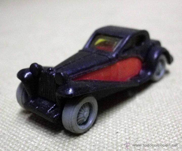 Figuras de Goma Kinder: COCHE DE PLASTICO COLECCIONABLE, PREMIUM HUEVO KINDER