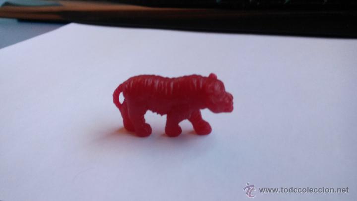 Figuras de goma y PVC: figura dunkin tigre libro de la selva - Foto 1