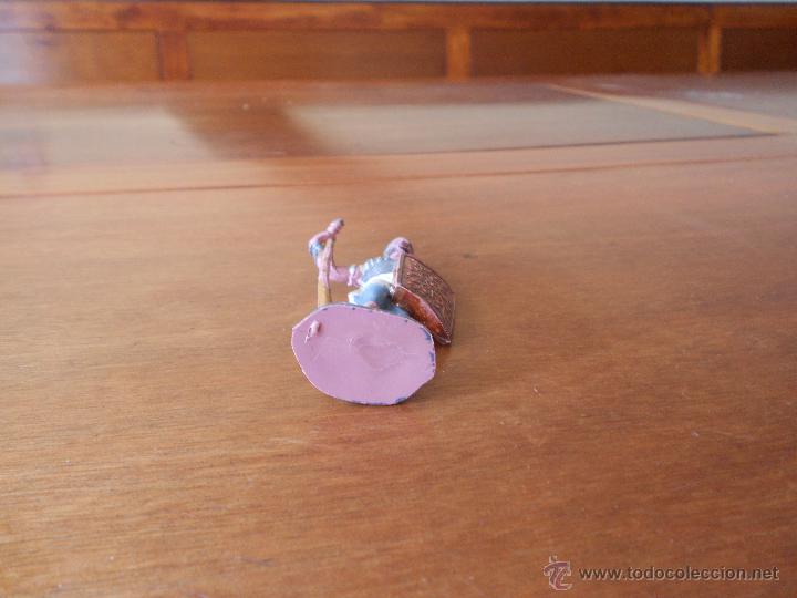 Figuras de goma y PVC: ROMANO A&Ntilde;OS 70 PECH - Foto 2