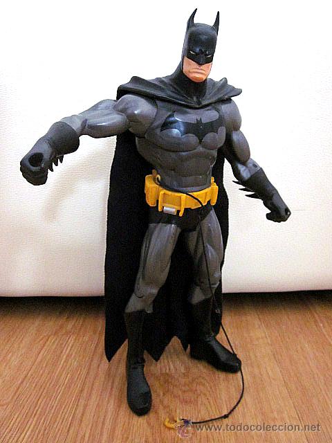 juguete batman grande