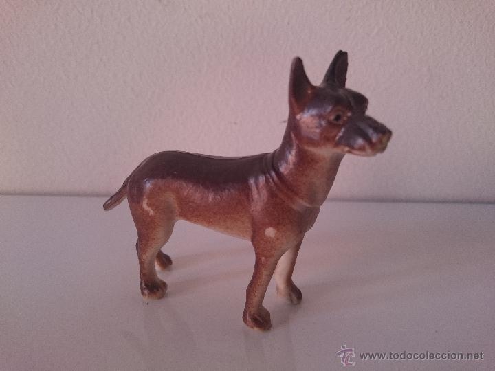 Figuras de goma y PVC: Figura Perro - Foto 1
