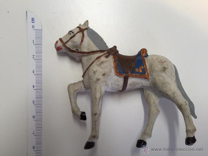 Figuras de goma y PVC: CABALLO DE DESFILE - Foto 1