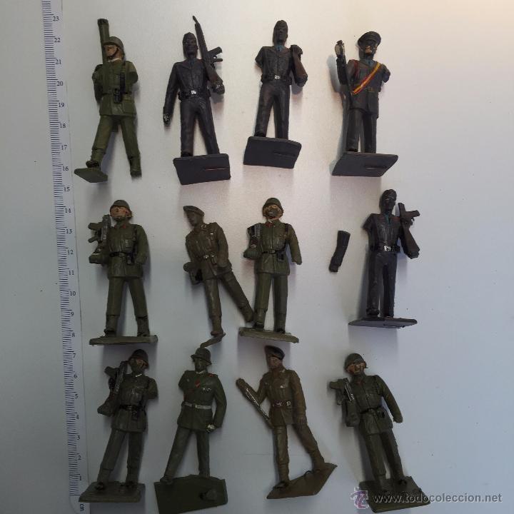Figuras de goma y PVC: LOTE DE FIGURAS DESFILE - Foto 1