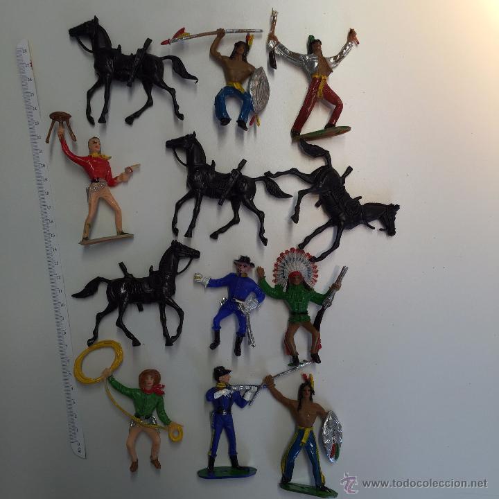 Figuras de goma y PVC: LOTE FIGURAS OESTE COMANSI - Foto 1
