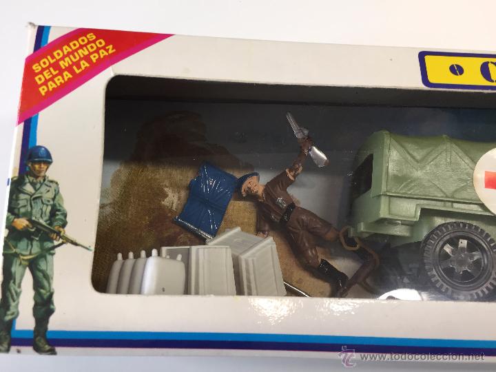 Figuras de goma y PVC: CASCOS AZULES DE COMANSI A ESTRENAR - Foto 2