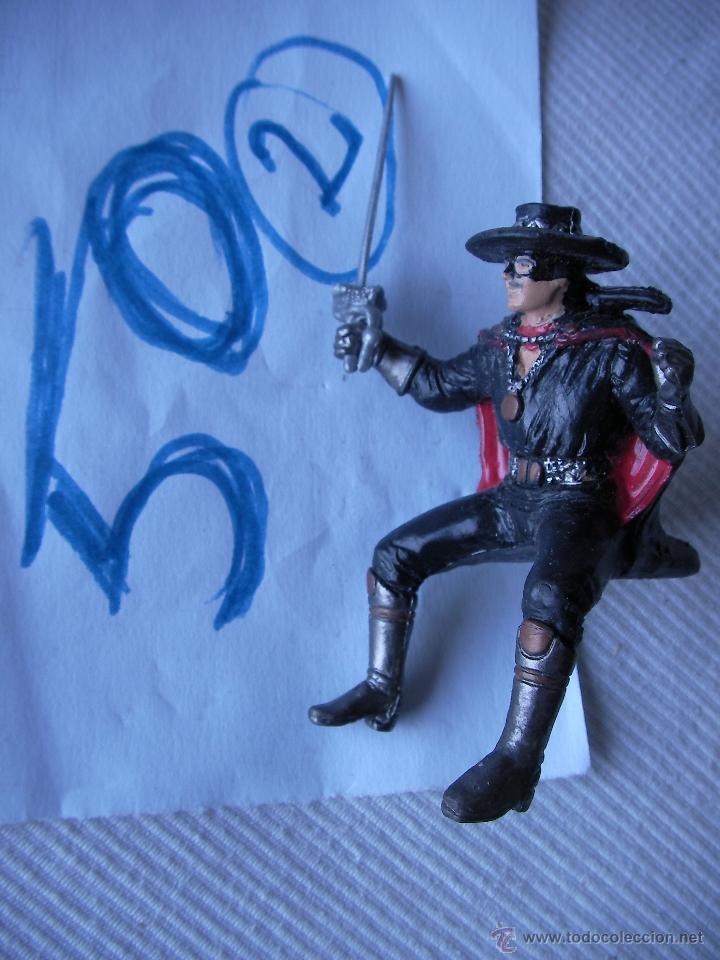 Figuras de goma y PVC: EL ZORRO - ENVIO GRATIS A ESPA&Ntilde;A - Foto 1