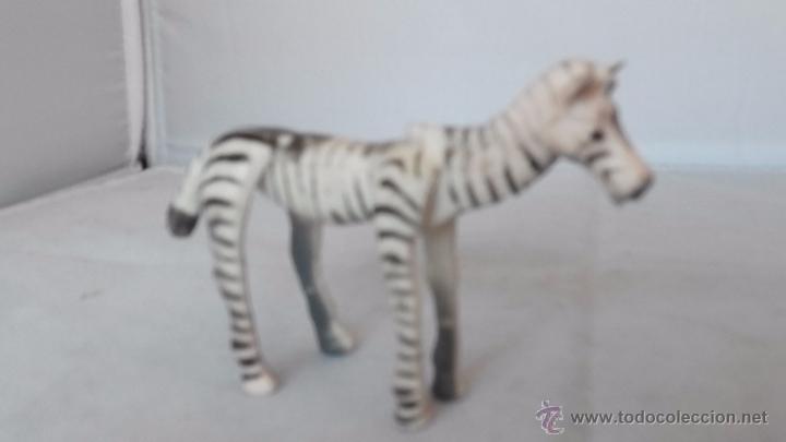 Gummi- und PVC-Figuren: figura de goma antigua a&ntilde;os 70   marca imperial  figura cebra