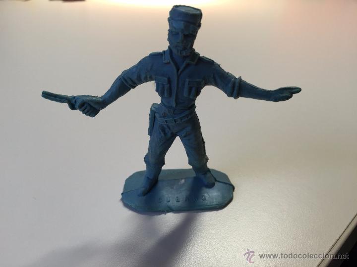 Figuras de goma y PVC: FIGURA CUBANO COMANSI - Foto 1