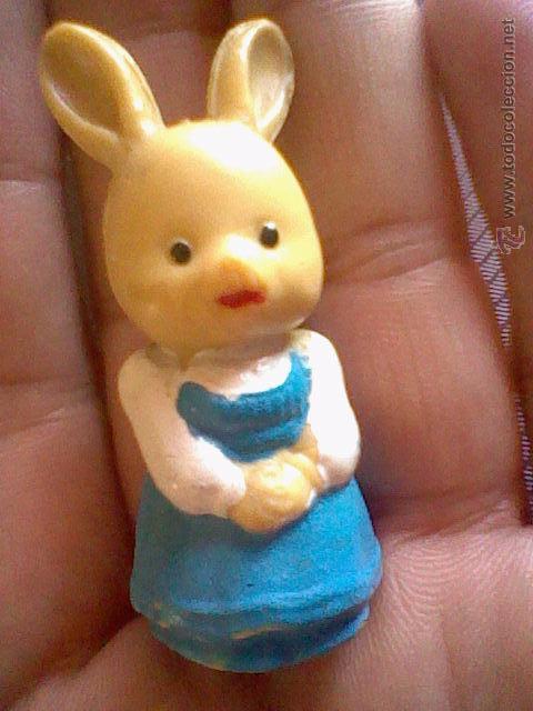 Rubber and PVC Figures: FIGURA GOMA ALDEA ARCE SIN MARCA CON AGUJERO