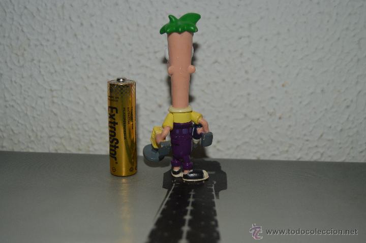 Figuras de goma y PVC: mu&ntilde;eco figura disney - Foto 3