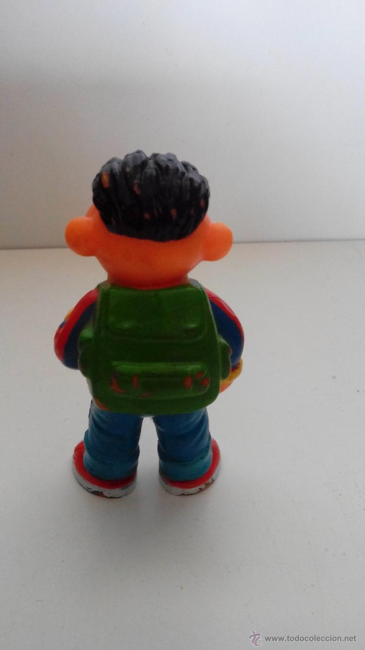 Figuras de goma y PVC: EPI  - con mochila - Foto 2
