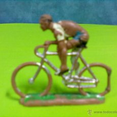 Figuras de Goma y PVC: SOTORRES CICLISTA PLASTICO