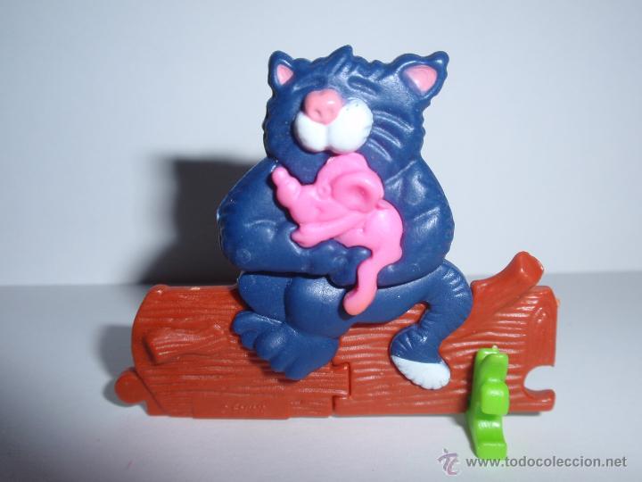 Kinder Figures: Figurita Huevo Kinder Ferrero DIORAMA GATO RAT&Oacute;N (2)
