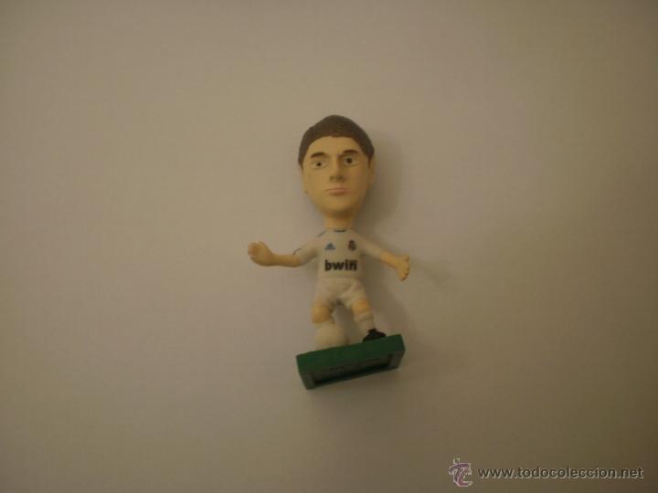 Figure di Gomma e PVC: FIGURA DE PVC PROMOCIONAL DEL REAL MADRID TEMP 2010-2011 CAMPEON COPA DEL REY HIGUAIN