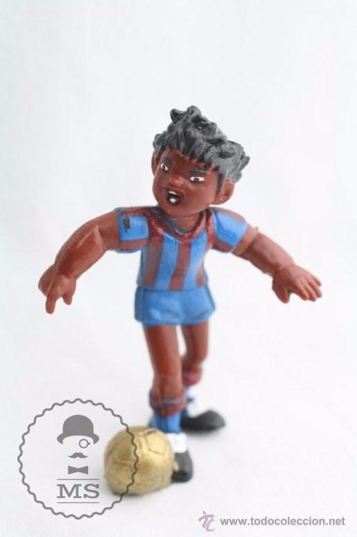 Rubber and PVC Figures: Figura de Goma - Jugador Negro del FC Barcelona / F&uacute;tbol - Yolanda - Medidas 8 Cm Altura