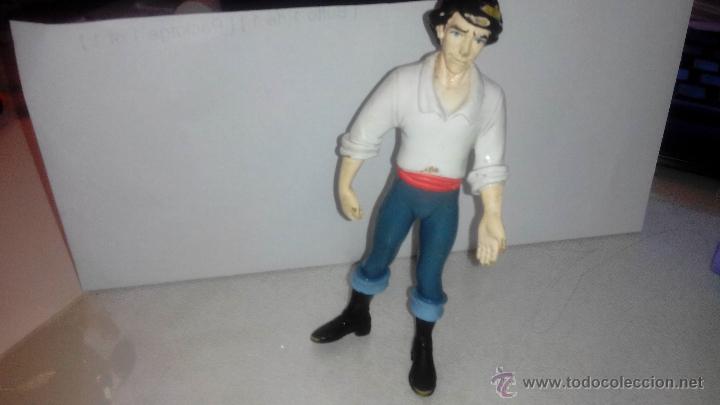 Figuras de goma y PVC: ERIC - principe de ariel - Foto 1