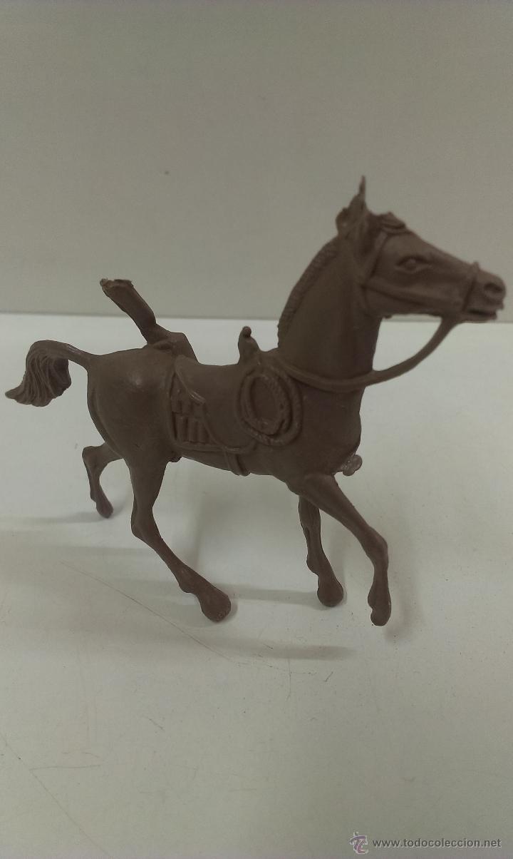 Figuras de goma y PVC: CABALLO MARRON PARA VAQUERO . COMANSI - Foto 1