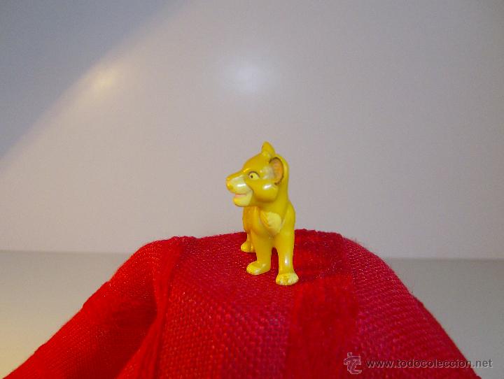 Figuras de goma y PVC: SIMBA (EL REY LEON) &copy;DISNEY. NESTLE - Foto 2