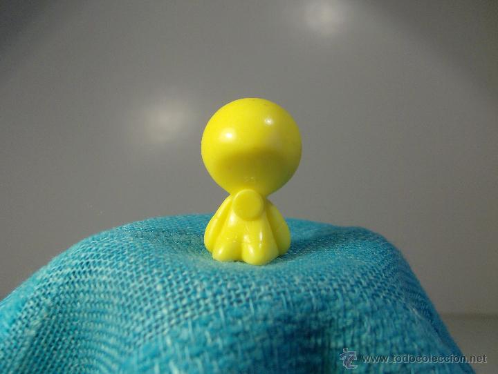 Figuras de goma y PVC: FIGURA AMARILLA MAGIC BOX N&ordm;23 - Foto 2