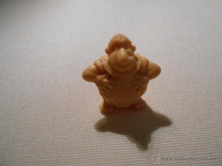 Figuras de goma y PVC: DUNKIN - COLECCI&Oacute;N ASTERIX ORTIZ EGYPCIO RARO - Foto 1