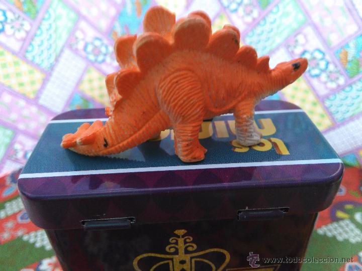 Gummi- und PVC-Figuren: DINOSAURIO
