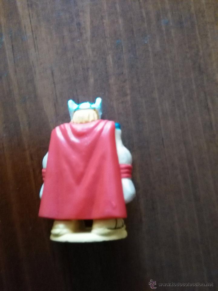 Figuras de goma Kinder: thor marvel huevos kinder - Foto 3