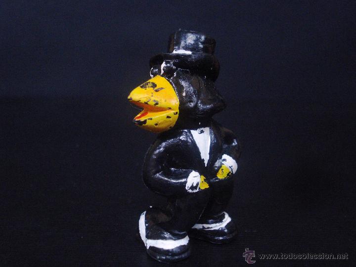 Gummi- und PVC-Figuren: FIGURA O MU&Ntilde;ECO GOMA PVC - CUERVO ROCKEFELLER - VECA