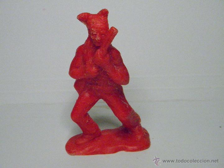 Figuras de goma y PVC: FIGURA INDIO ROJO - Foto 1