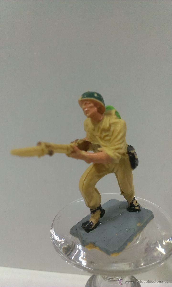 Figuras de goma y PVC: SOLDADITO EN PLASTICO . PECH - Foto 2
