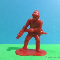 Figuras de Goma y PVC: FIGURA 'BOMBERO - TIPO 11 00001', ESCALA 1/35.