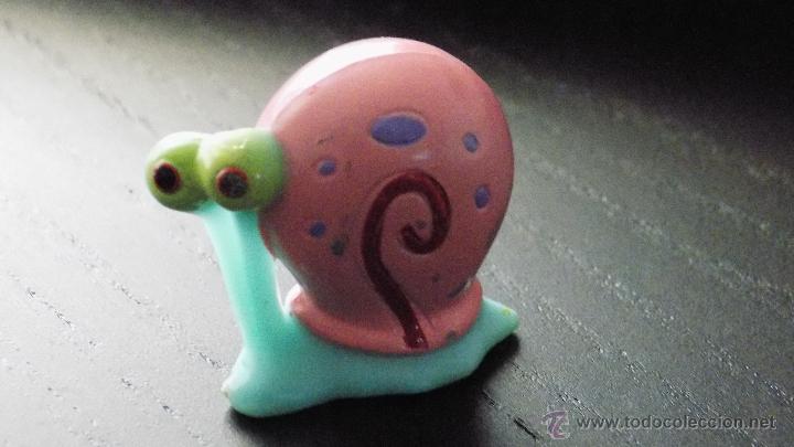 Figuras de goma Kinder: figura, Gary, Bob Esponja kinder , - Foto 1