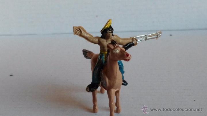 Figuras de goma y PVC: comansi mini oeste a&ntilde;os 60 indio a caballo - Foto 1