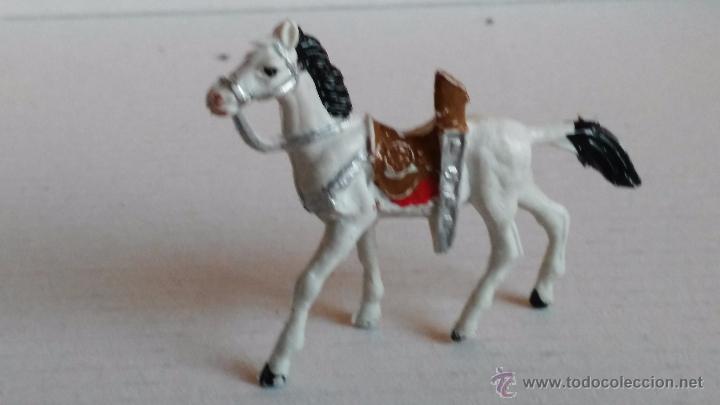 Figuras de goma y PVC: comansi mini oeste a&ntilde;os 60 caballo - Foto 1