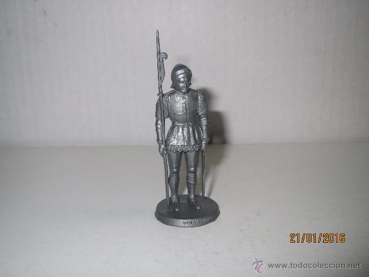 Figuras de Goma y PVC: Antigua Figura Medieval *GUISARMIER* Publicidad del Caf&eacute; MOKAREX de Pl&aacute;stico Rigido - A&ntilde;o 1960-70s.