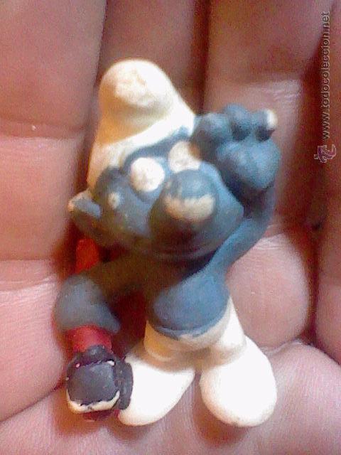 Figuras de Goma y PVC: 4,5 cms figura mu&ntilde;eco pitufo smurf martillo o maza  en mano goma sin marca