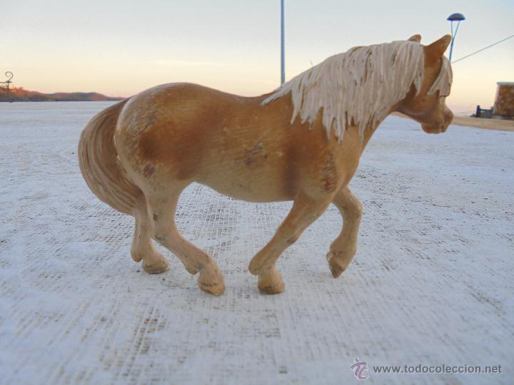 Figuras de goma y PVC: CABALLO SCHLEICH - Foto 2