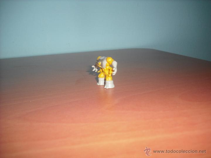 Figuras de goma y PVC: Gormiti en PVC - Foto 3