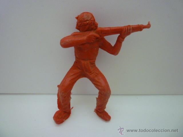 Figuras de goma y PVC: INDIO DISPARANDO COMANSI. - Foto 1