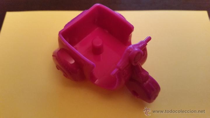 Figuras de Borracha e PVC: FIGURITA DE PL&Aacute;STICO GOMA ZOMLINGS SERIE 4 - MOTO MORADA