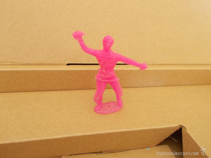 Figuras de goma y PVC: VAQUERO .COMANSI MIDE 7,5 CM - Foto 1