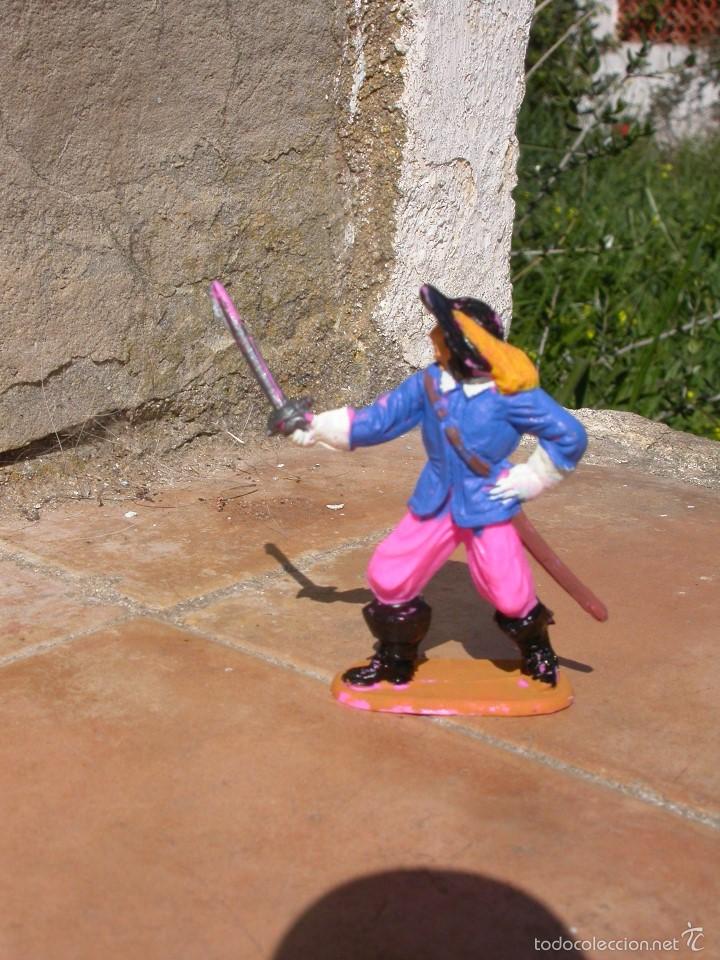 Figuras de goma y PVC: FIGURA JECSAN - Foto 1